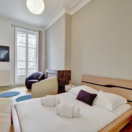 L'Imperial - Luxeux Appartement Dans Le Triangle D'Or Bordeaux Exterior photo